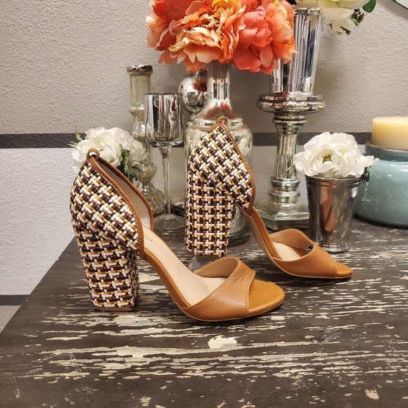 Raphaella Booz Woven Pumps Sz 8 - Picture 3 of 6